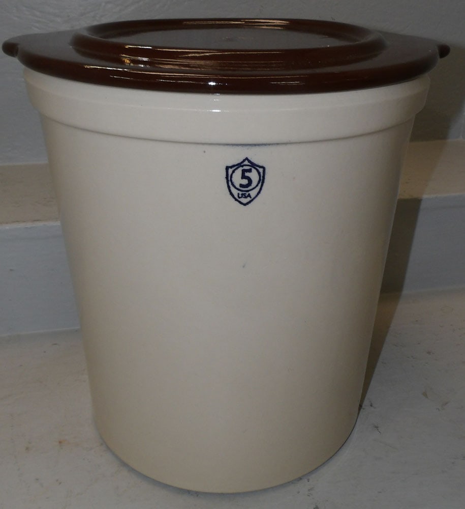 Five Gallon Stoneware Crock with Lid (1 of 4)