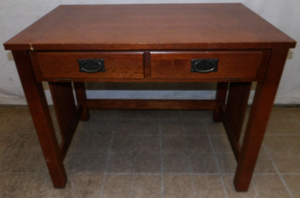 Oak Desk: Oak Desk . 39" W 24" D 30 3/4" H ALL DESCRIPTIONS AND ANY CONDITION STATEMENT GIVEN BY LANGSTON AUCTION GALLERY ARE STRICTLY OPINIONS AND LANGSTON'S SHALL HAVE NO RESPONSIBILITY FOR ERRORS OR OMISSION