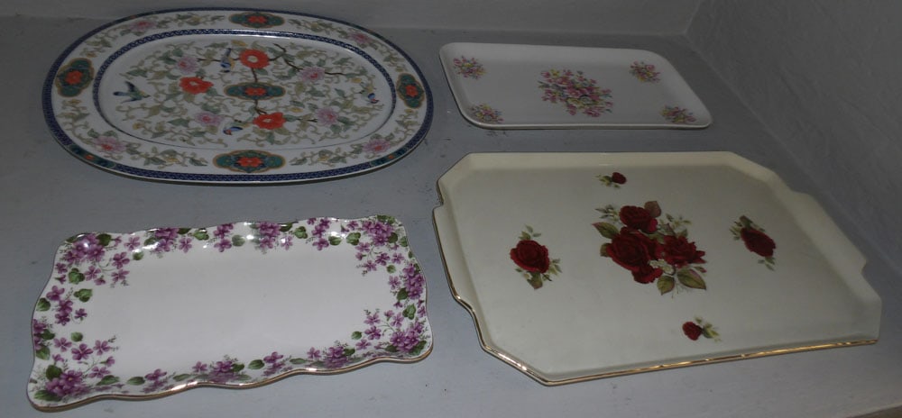 Lot of Porcelain Trays: Lot of Porcelain Trays . Up to 17" x 10" ALL DESCRIPTIONS AND ANY CONDITION STATEMENT GIVEN BY LANGSTON AUCTION GALLERY ARE STRICTLY OPINIONS AND LANGSTON'S SHALL HAVE NO RESPONSIBILITY FOR ERRORS OR