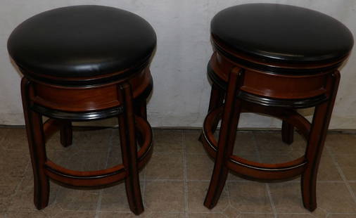 Pair of Swivel Bar Stools: Pair of Swivel Bar Stools . 23 3/4" H ALL DESCRIPTIONS AND ANY CONDITION STATEMENT GIVEN BY LANGSTON AUCTION GALLERY ARE STRICTLY OPINIONS AND LANGSTON'S SHALL HAVE NO RESPONSIBILITY FOR ERRORS OR OMI