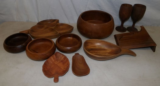 lot of wooden items