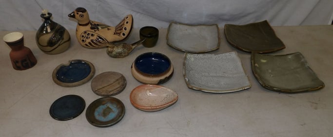 lot of pottery items