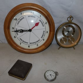 lot of clocks and pocket watch