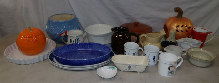 lot of porcelain items