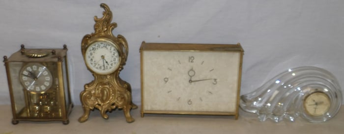 lot of clocks