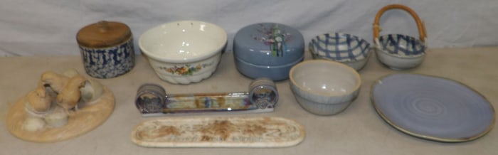 lot of porcelain and pottery items