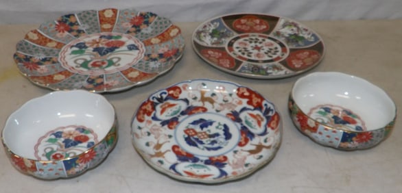 lot of oriental porcelain items
