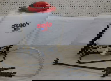 four gallon sprayer by solo