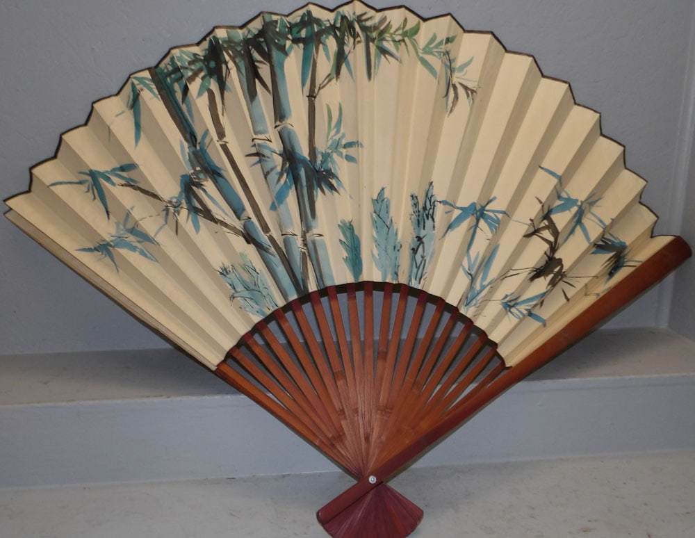 large oriental hand painted wall hanging fan (1 of 5)