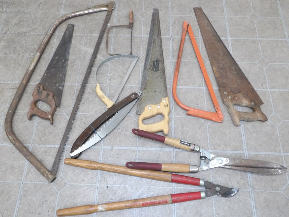 lot of hand tools: lot of hand tools . "ALL DESCRIPTIONS AND ANY CONDITION STATEMENT GIVEN BY LANGSTON AUCTION GALLERY ARE STRICTLY OPINIONS AND LANGSTON'S SHALL HAVE NO RESPONSIBILITY FOR ERRORS OR OMISSIONS. THE ABSEN