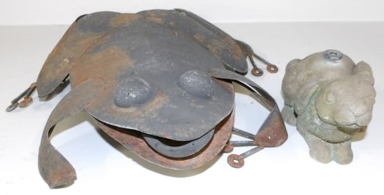 resin rabbit sprinkler and metal frog sprinkler