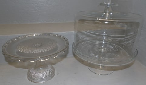 2 cake stands