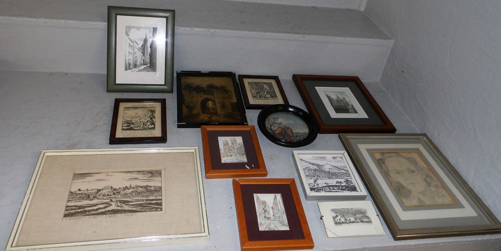 lot of small framed prints (1 of 5)