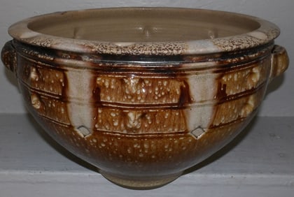 pottery jardiniere