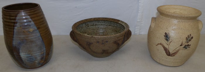 3 pieces of pottery
