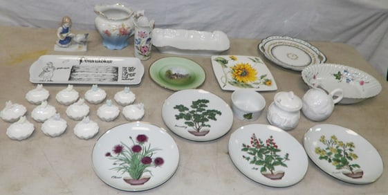 lot of porcelain items