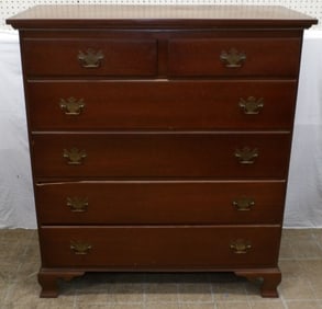 mahogany two over four drawer chest