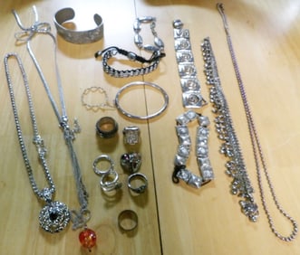 Lot of Costume Jewelry Necklaces, Bracelets, & Rings
