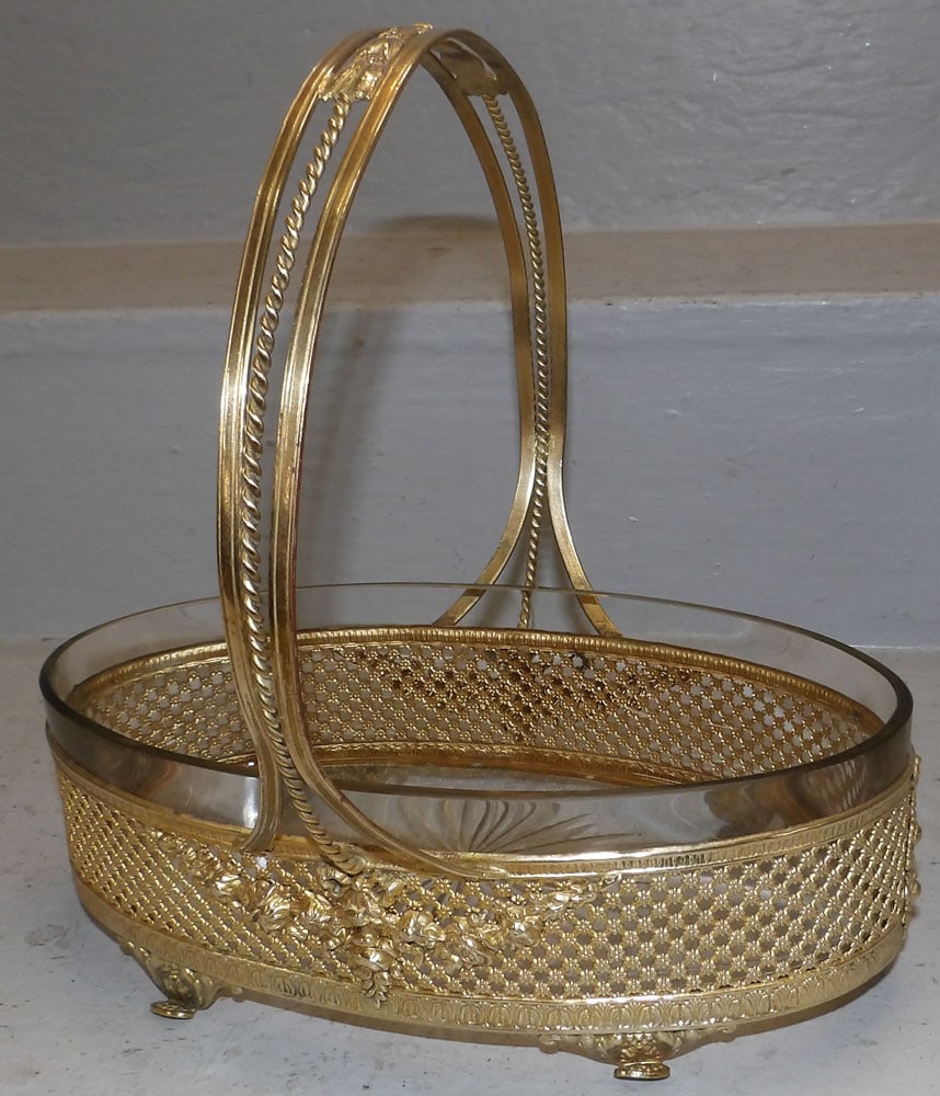 Gold Washed & Anglo Irish Cut German Basket: Gold Washed & Anglo Irish Cut German Basket. 9 3/4" W 9 1/2" H "ALL DESCRIPTIONS AND ANY CONDITION STATEMENT GIVEN BY LANGSTON AUCTION GALLERY ARE STRICTLY OPINIONS AND LANGSTON'S SHALL HAVE NO RESPON