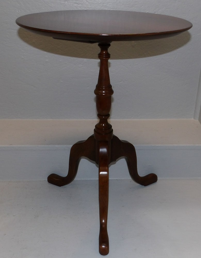 Cherry Queen Anne Style Whisky Stand (1 of 4)