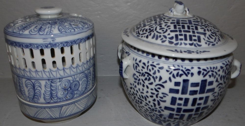 Oriental Porcelain Covered Jar & Candleholder (1 of 5)