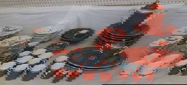 81 Piece Mixed Partial Set of Fitz & Floyd China, "Medallion d'Or" & "Fleur et Nuages"