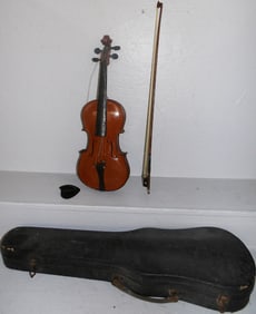 Antique German Violin Labeled Jacobus Stainer with Bow & Case