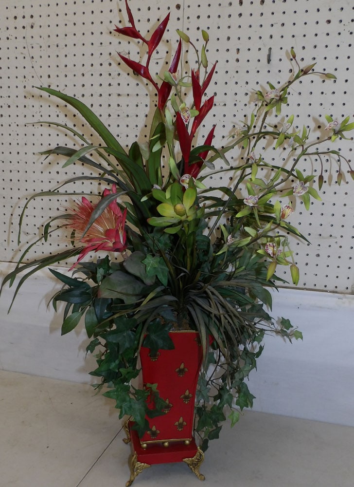 painted tole jardiniere (1 of 4)