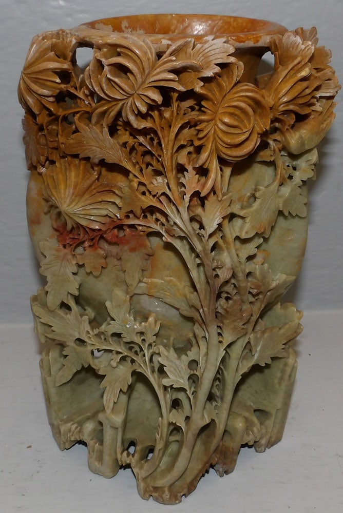 Chinese carved soapstone vase: Chinese carved soapstone vase. 10" H "ALL DESCRIPTIONS AND ANY CONDITION STATEMENT GIVEN BY LANGSTON AUCTION GALLERY ARE STRICTLY OPINIONS AND LANGSTON'S SHALL HAVE NO RESPONSIBILITY FOR ERRORS OR OMI