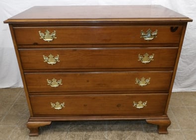 pine 4 drawer chest by Drexel