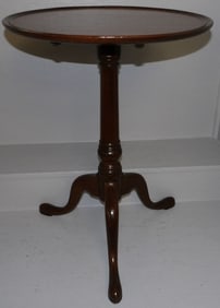 mahogany dish top tilt top tea table by Kittinger