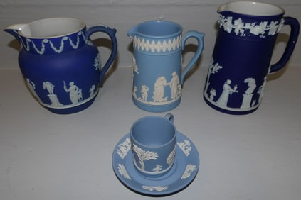 5 pieces of Wedgwood