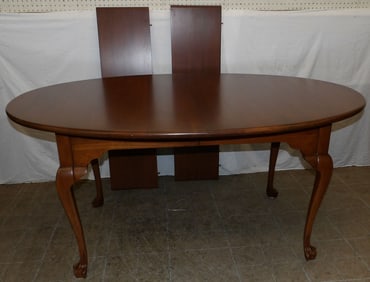 cherry dining table with three leaves