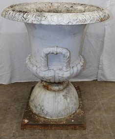 antique cast iron urn as is