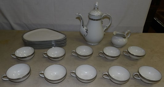 Lot of Japanese Dessert Set