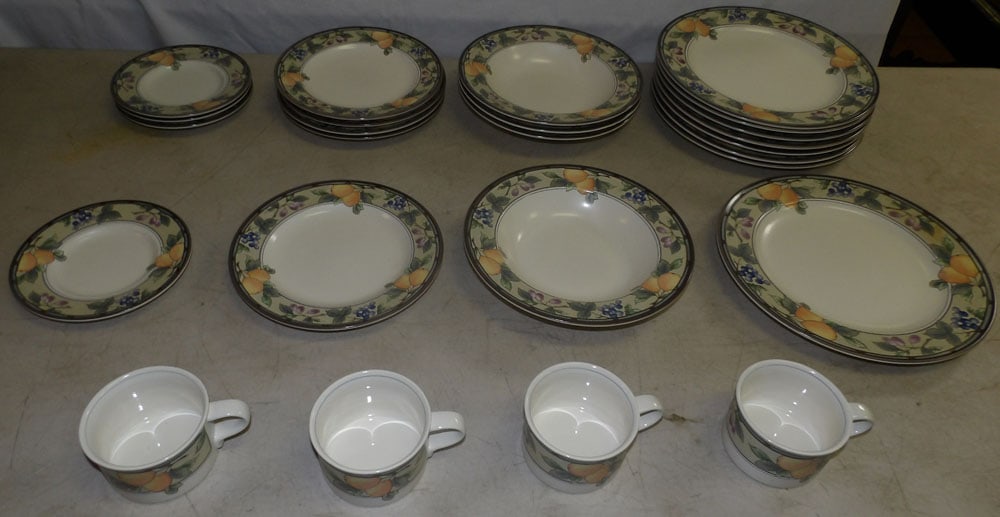 Lot of Mikasa Intaglio China, 'Garden Harvest': Lot of Mikasa Intaglio China, 'Garden Harvest'. Up to 11" W 8" D ALL DESCRIPTIONS AND ANY CONDITION STATEMENT GIVEN BY LANGSTON AUCTION GALLERY ARE STRICTLY OPINIONS AND LANGSTON'S SHALL HAVE NO RESPO