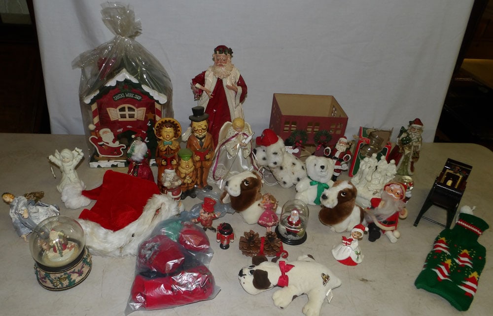 Lot of Christmas Ornaments : Lot of Christmas Ornaments . Up to 14" H 6" W 3" D ALL DESCRIPTIONS AND ANY CONDITION STATEMENT GIVEN BY LANGSTON AUCTION GALLERY ARE STRICTLY OPINIONS AND LANGSTON'S SHALL HAVE NO RESPONSIBILITY FOR 