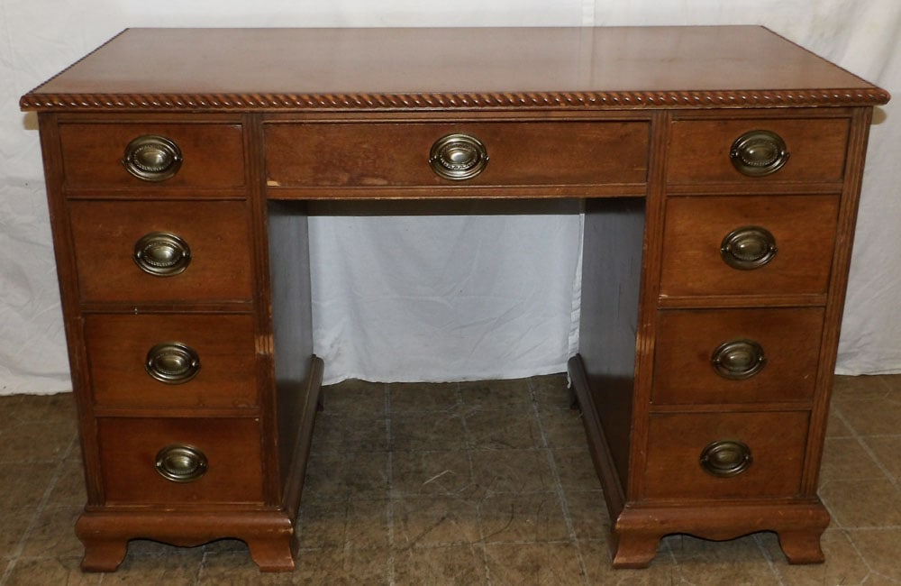 antique mahogany desk : antique mahogany desk . 30" H 45 1/2" W 23" D ALL DESCRIPTIONS AND ANY CONDITION STATEMENT GIVEN BY LANGSTON AUCTION GALLERY ARE STRICTLY OPINIONS AND LANGSTON'S SHALL HAVE NO RESPONSIBILITY FOR ERROR