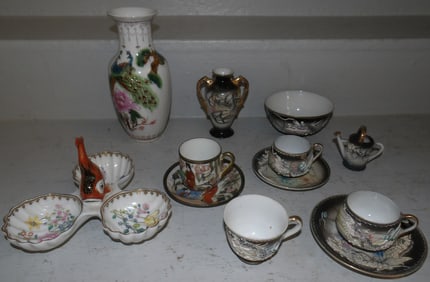 Lot of Oriental Porcelain Items Including Mottahedeh Condiment Dish
