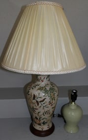 2 porcelain lamps