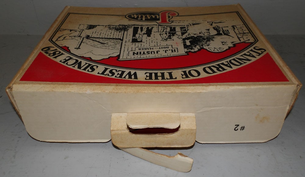 pair of vintage Justin Boots in box, size 10 B (1 of 8)