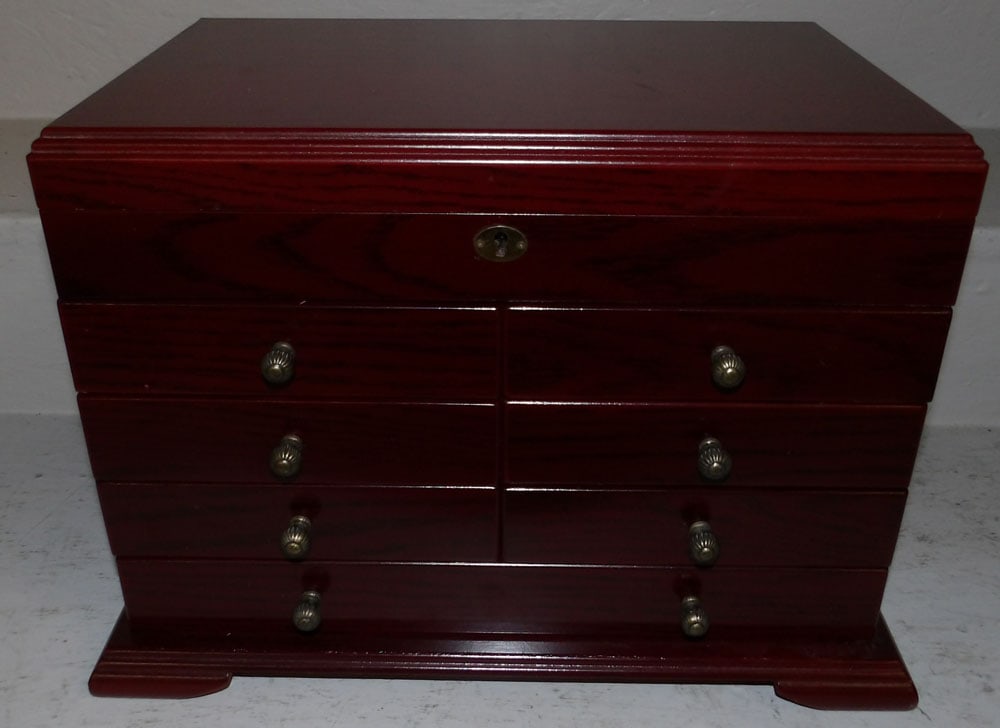 oak jewelry box  (1 of 7)