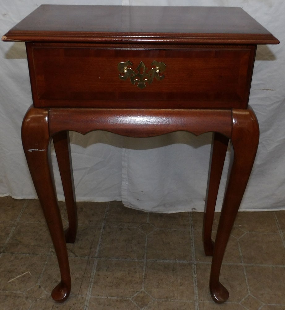 Cherry One Drawer Stand: Cherry One Drawer Stand. 29" H 20 1/4" W 11 1/2" D ALL DESCRIPTIONS AND ANY CONDITION STATEMENT GIVEN BY LANGSTON AUCTION GALLERY ARE STRICTLY OPINIONS AND LANGSTON'S SHALL HAVE NO RESPONSIBILITY FOR 