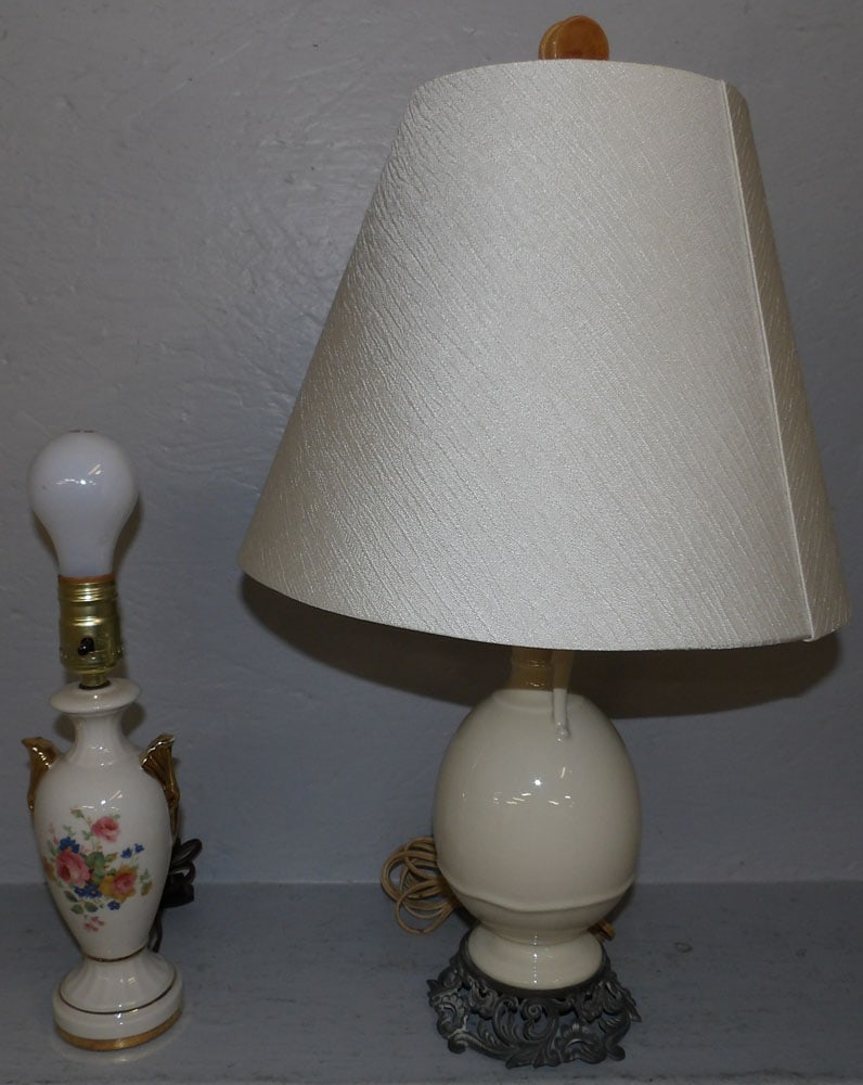 Two Painted Porcelain Lamps : Two Painted Porcelain Lamps . Up to 22 1/4" H 13" Dia. ALL DESCRIPTIONS AND ANY CONDITION STATEMENT GIVEN BY LANGSTON AUCTION GALLERY ARE STRICTLY OPINIONS AND LANGSTON'S SHALL HAVE NO RESPONSIBILITY 