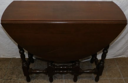 Antique Walnut Gate Leg Table