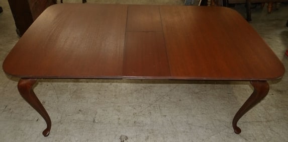 Mahogany Queen Anne Style Dining Table with One Leaf