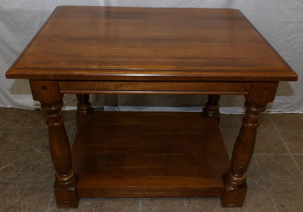 Cherry End Table (1 of 5)