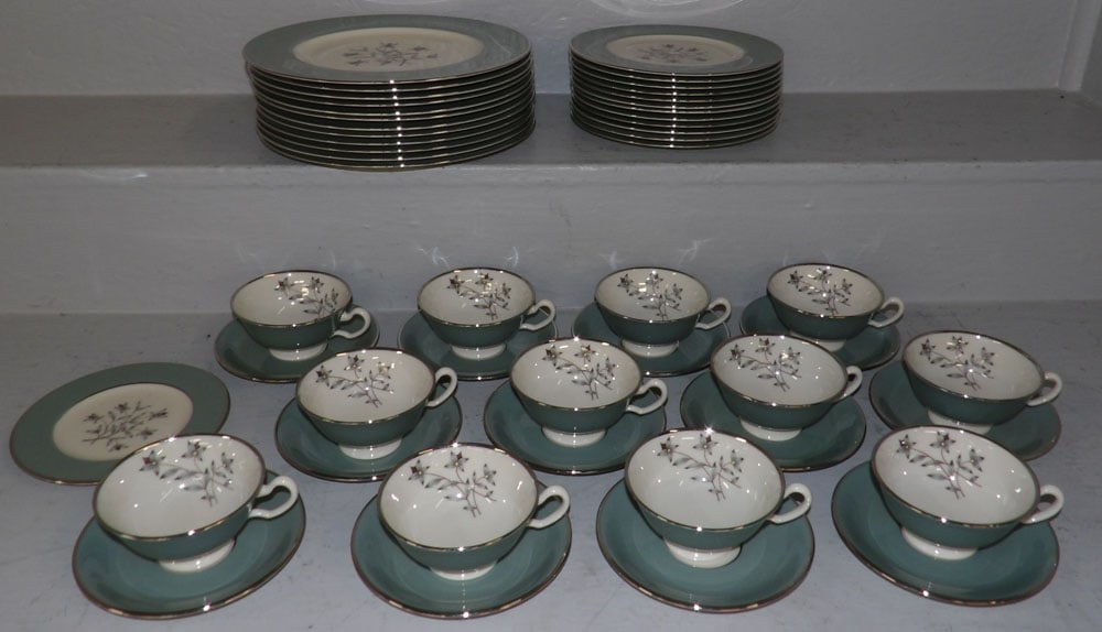49 Pieces of Lenox China, 'Kingsley' (1 of 5)