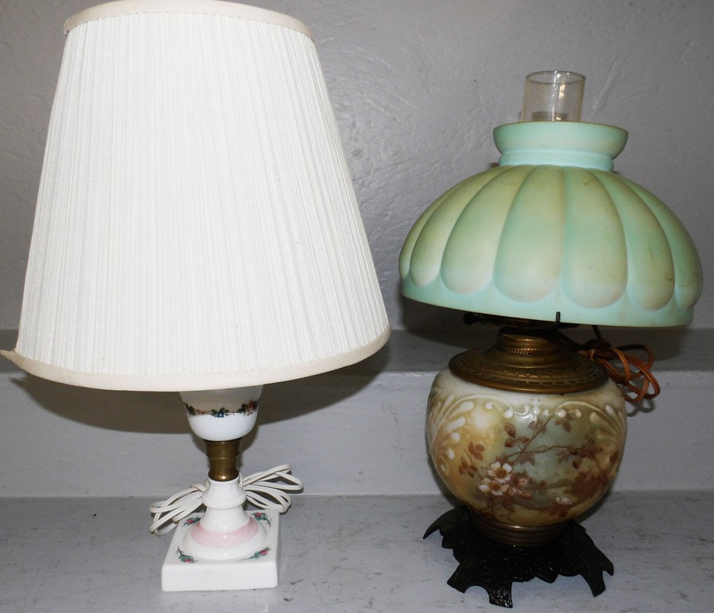 2 antique painted glass lamps: 2 antique painted glass lamps. 18 1/2" H 11 1/2" Dia. ALL DESCRIPTIONS AND ANY CONDITION STATEMENT GIVEN BY LANGSTON AUCTION GALLERY ARE STRICTLY OPINIONS AND LANGSTON'S SHALL HAVE NO RESPONSIBILITY F