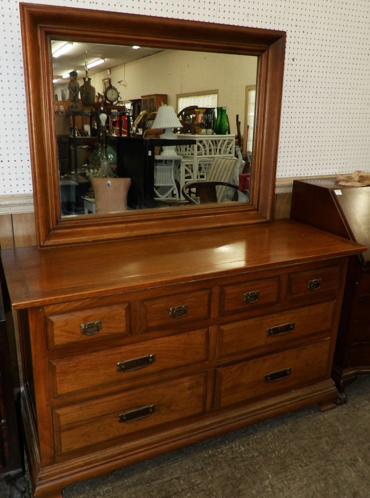 mid century modern walnut dresser : mid century modern walnut dresser . 69 1/2" H 58" W 21 1/2" D ALL DESCRIPTIONS AND ANY CONDITION STATEMENT GIVEN BY LANGSTON AUCTION GALLERY ARE STRICTLY OPINIONS AND LANGSTON'S SHALL HAVE NO RESPONSI